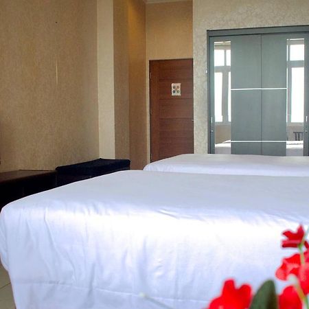 Ohulu Guesthouse Медан Екстериор снимка