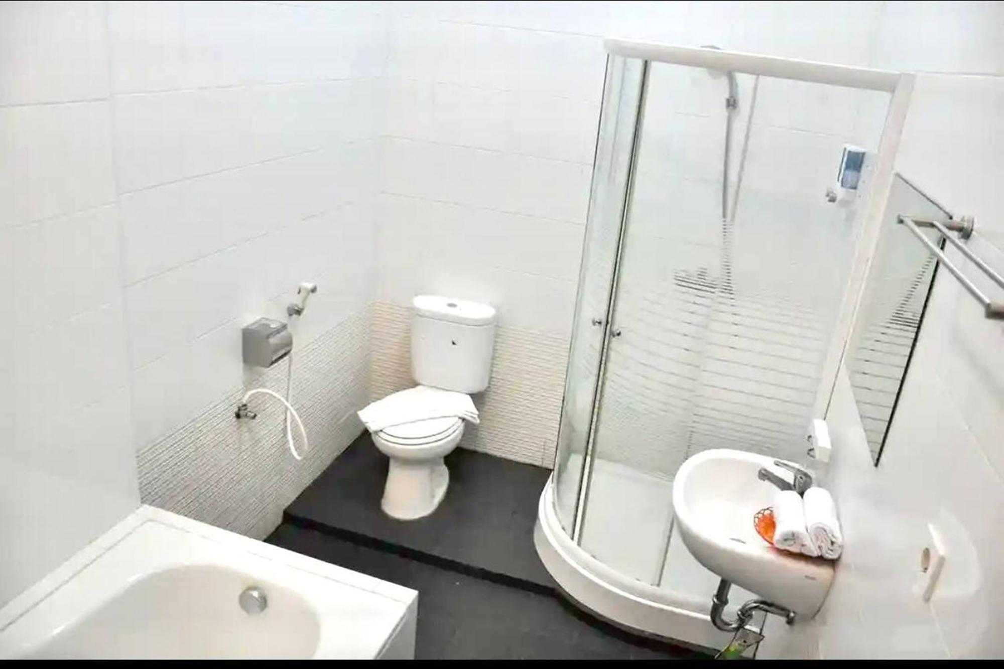 Ohulu Guesthouse Медан Екстериор снимка